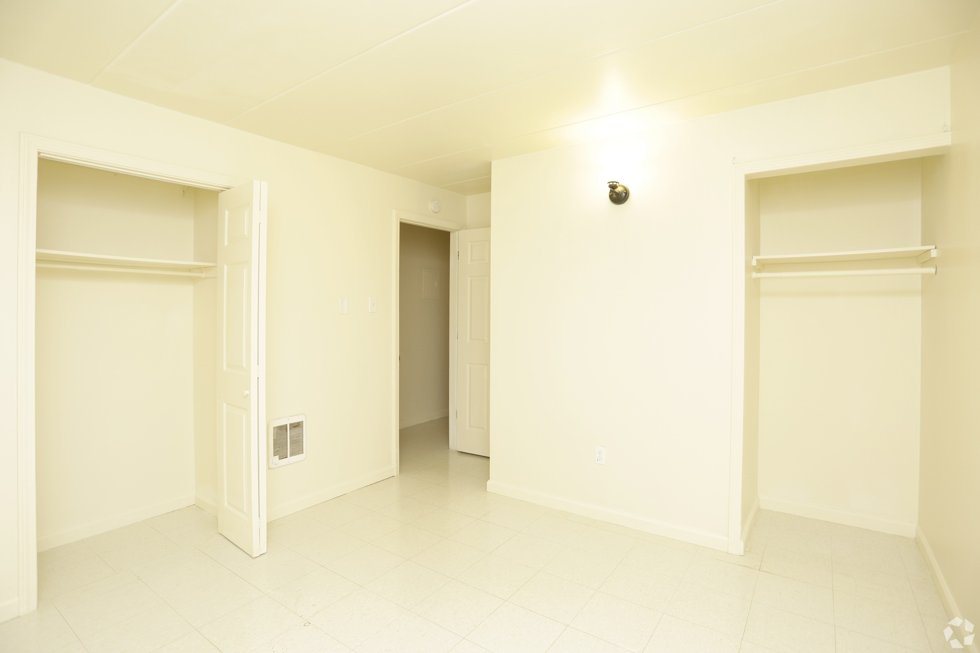 La Casa Estates third bedroom in Elkhart Indiana